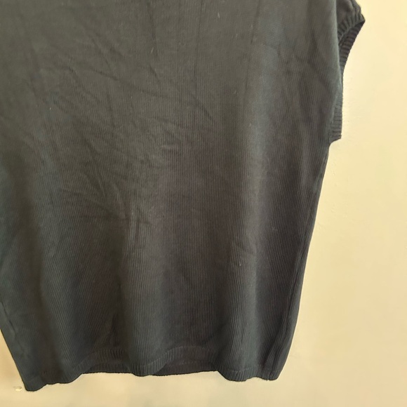 NWT Ekouaer black short sleeved sweater size M - Picture 12 of 12